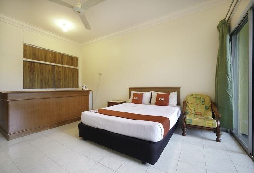 Capital O 89484 Teluk Batik Resort