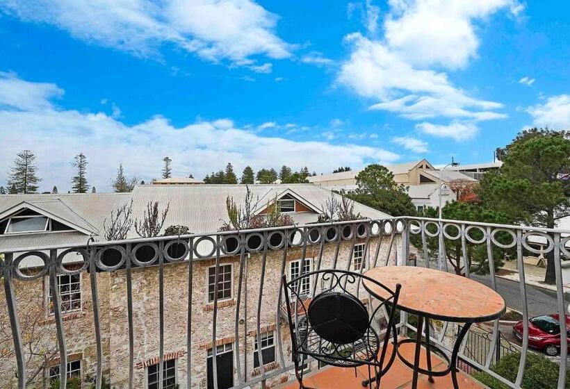 Fremantle Port Mill Bed & Breakfast   Unique Accommodation