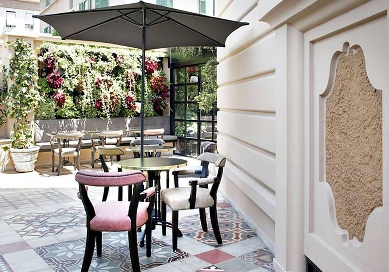 פונדק The Corner Roma