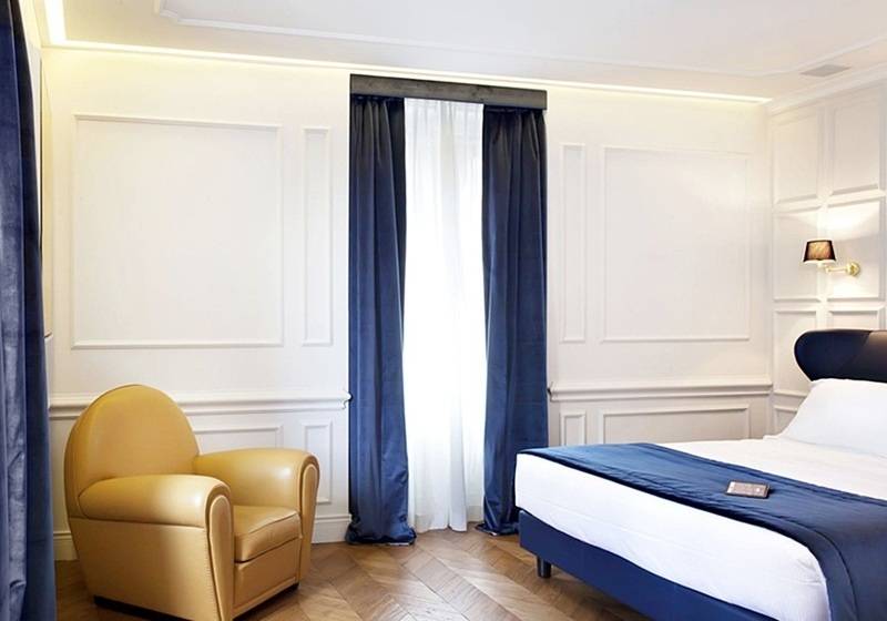 פונדק The Corner Roma