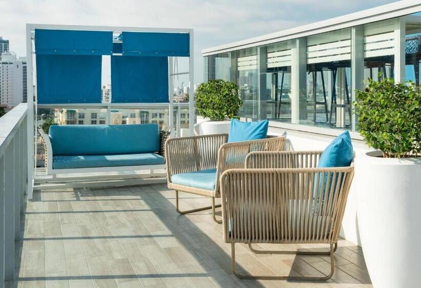 Ac Hotel By Marriott Miami Beach