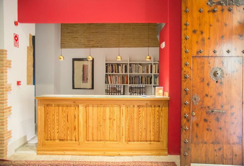 فندق Ad Hoc Carmen