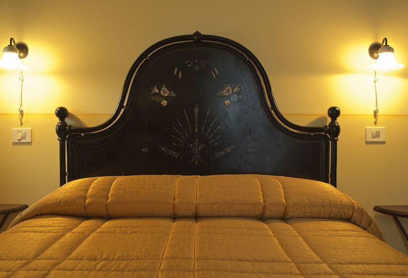 Отель Agriturismo Le Due Torri Ponte Pazienza