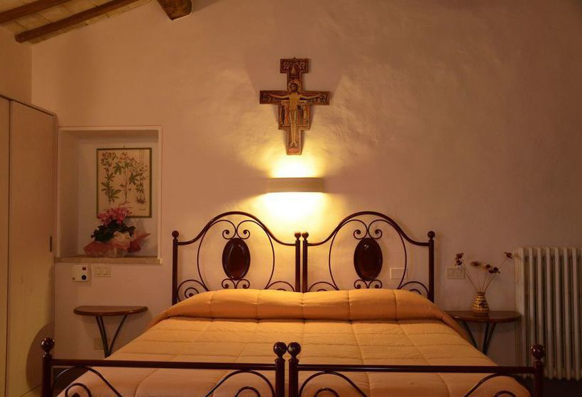 Отель Agriturismo Le Due Torri Ponte Pazienza