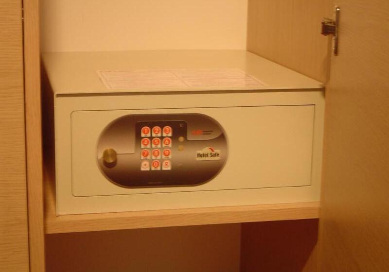 Amadei Hotel Figaro & Apartments