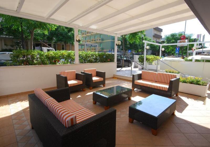 Amadei Hotel Figaro & Apartments