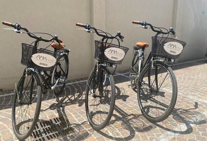 Amadei Hotel Figaro & Apartments