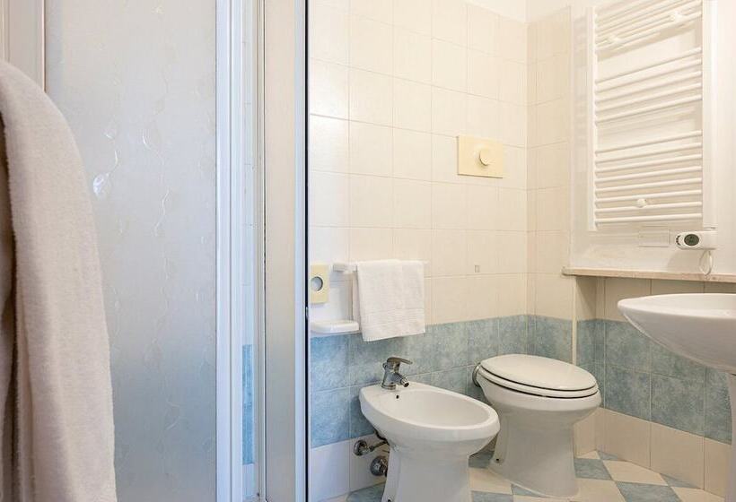 Amadei Hotel Figaro & Apartments