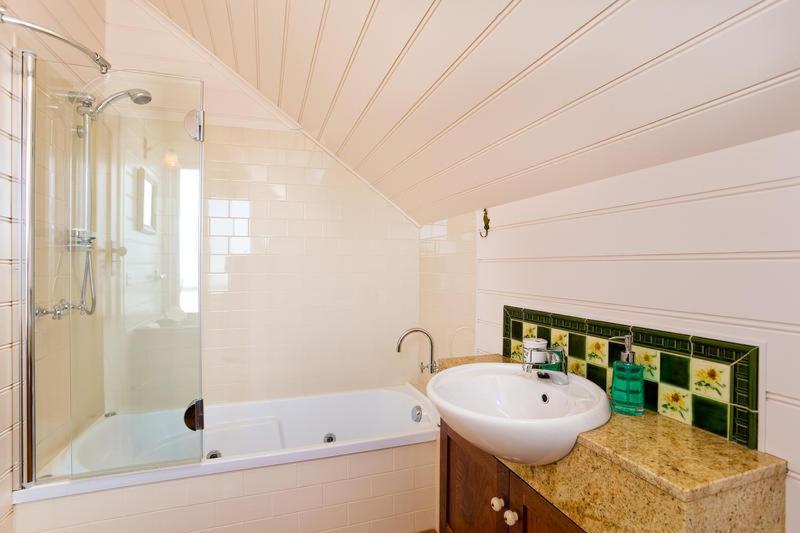 فندق Apollo Bay Guest House