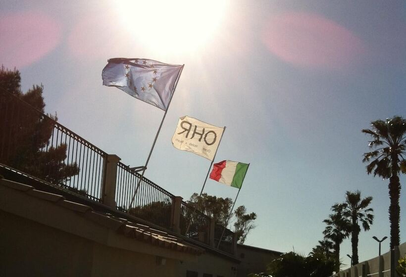 Отель Aria Di Mare