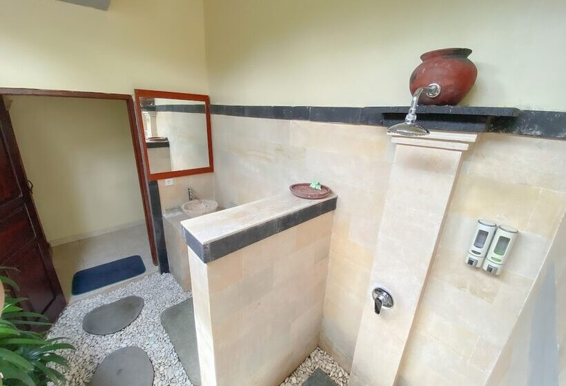 בית מלון כפרי Bayu Cottages