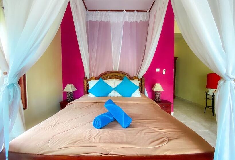 בית מלון כפרי Bayu Cottages