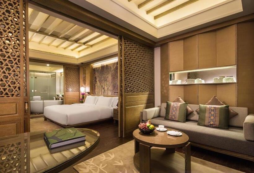 בית מלון כפרי Banyan Tree Yangshuo