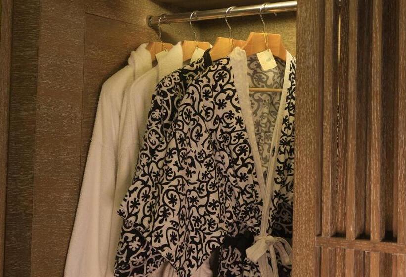 בית מלון כפרי Banyan Tree Yangshuo