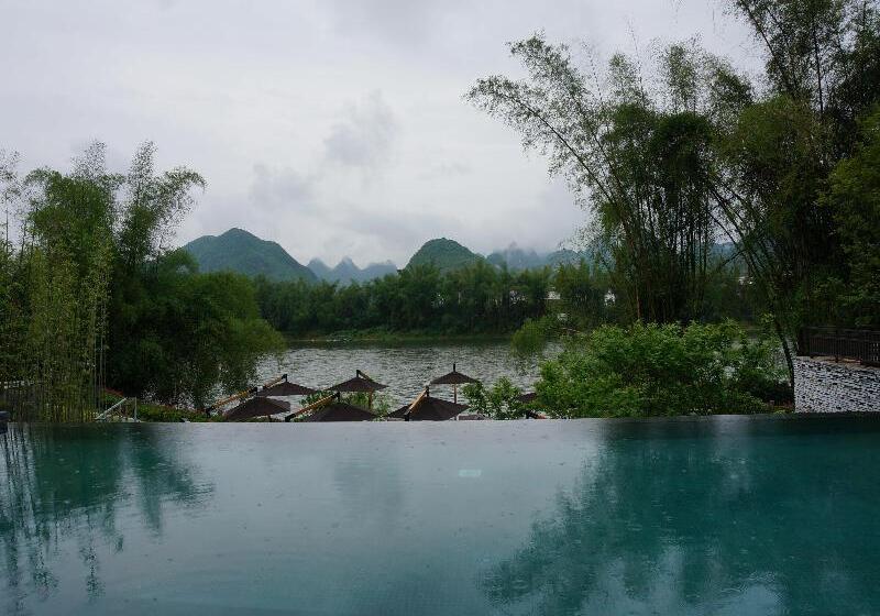 בית מלון כפרי Banyan Tree Yangshuo