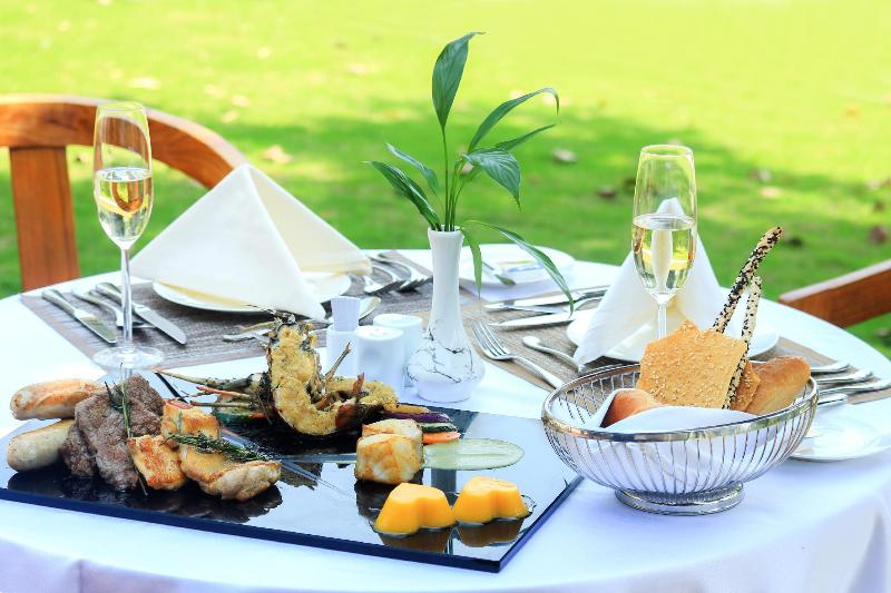 בית מלון כפרי Banyan Tree Yangshuo