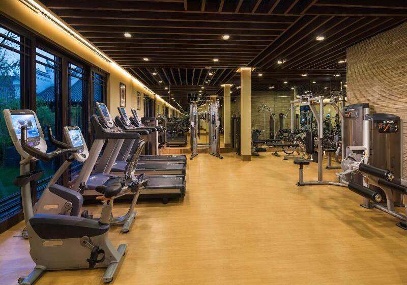 בית מלון כפרי Banyan Tree Yangshuo