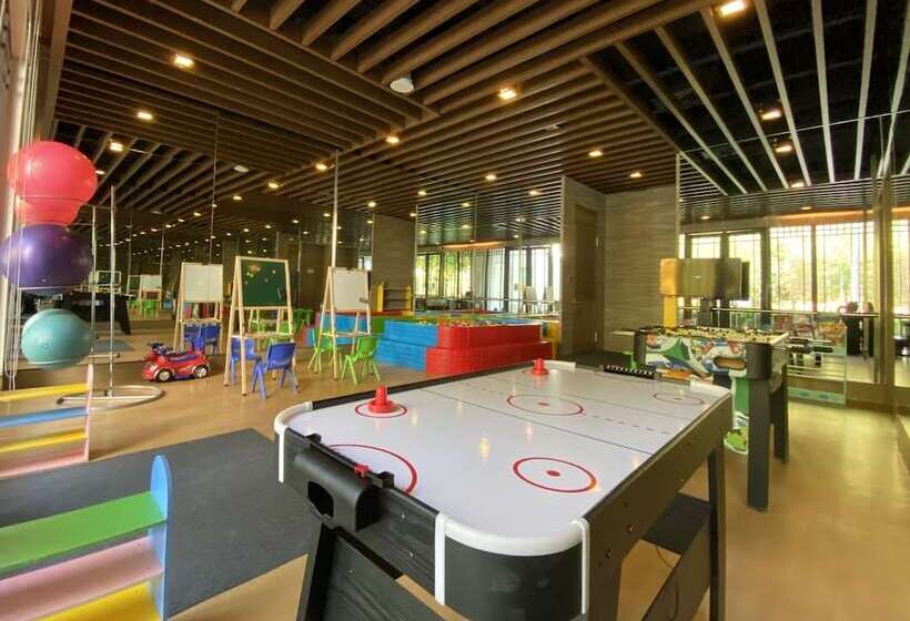 בית מלון כפרי Banyan Tree Yangshuo