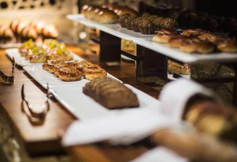 בית מלון כפרי Banyan Tree Yangshuo