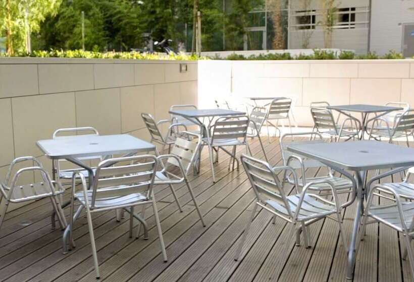 B&b Hotel Marseille Euromed