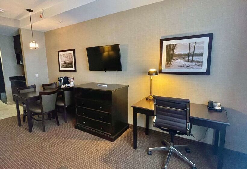 فندق Best Western Plus Okotoks Inn & Suites
