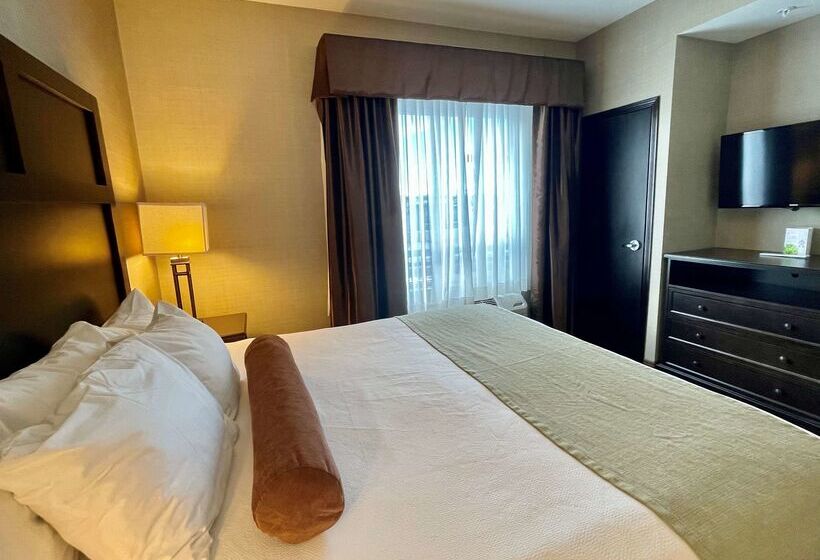 فندق Best Western Plus Okotoks Inn & Suites