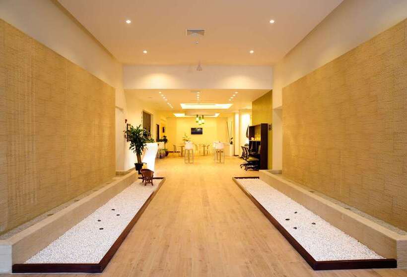 Отель Best Western Plus Panama Zen