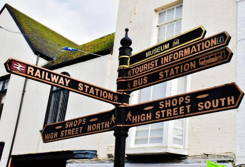 호텔 Black Bull Godmanchester