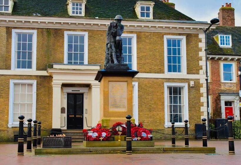 호텔 Black Bull Godmanchester