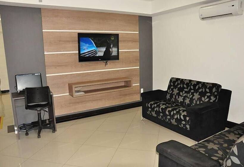 ホテル Catu Palace