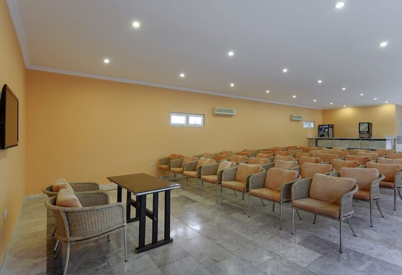 호텔 Club Wasa Holiday Village All Inclusive