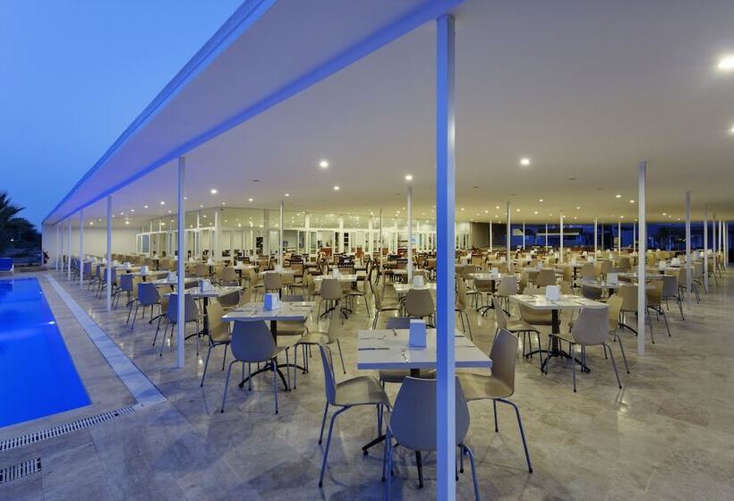 호텔 Club Wasa Holiday Village All Inclusive