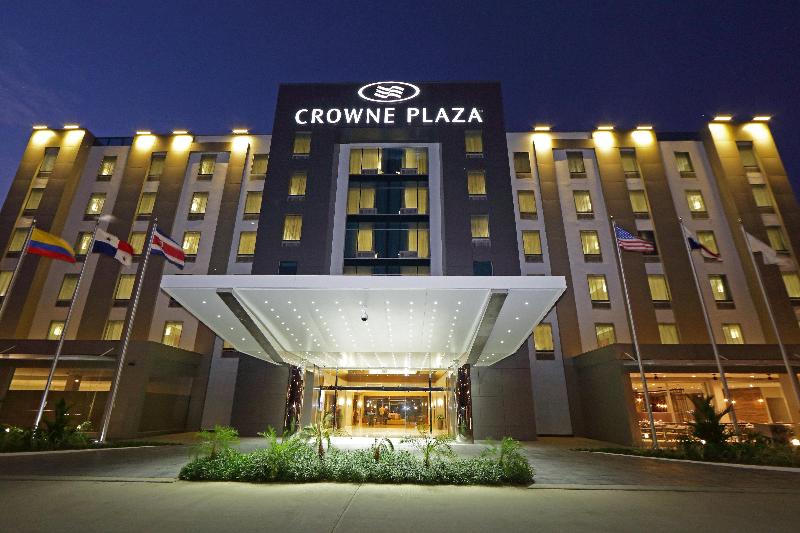 בית מלון כפרי Crowne Plaza Airport, An Ihg