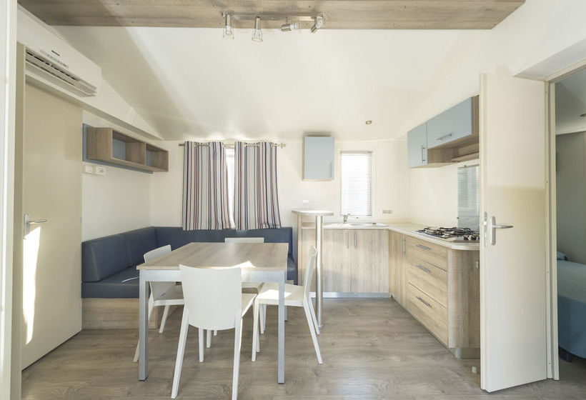 ホテル Del Garda Village And Camping