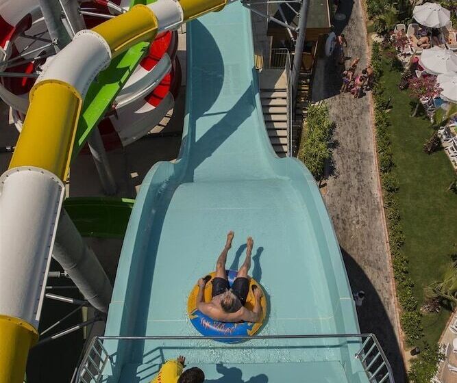 Dream World Aqua Hotel - All Inclusive