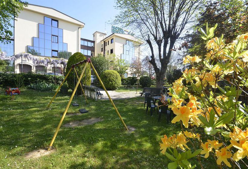 בית מלון כפרי Edo