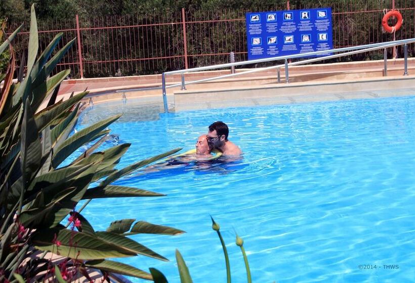 هتل Eria Resort Accessible Holidays