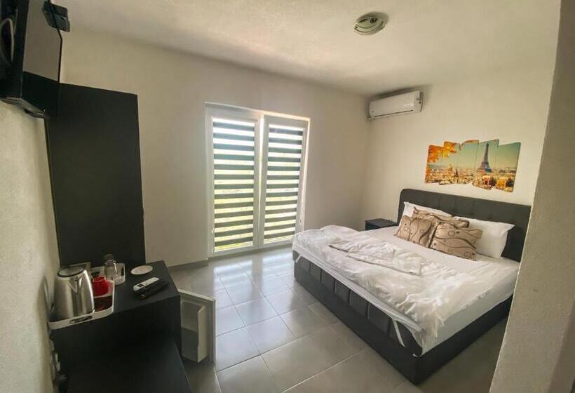 هتل Etno Selo Timcevski Complex