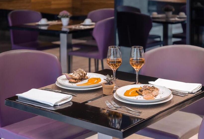 فندق Exe Oriental Panamá