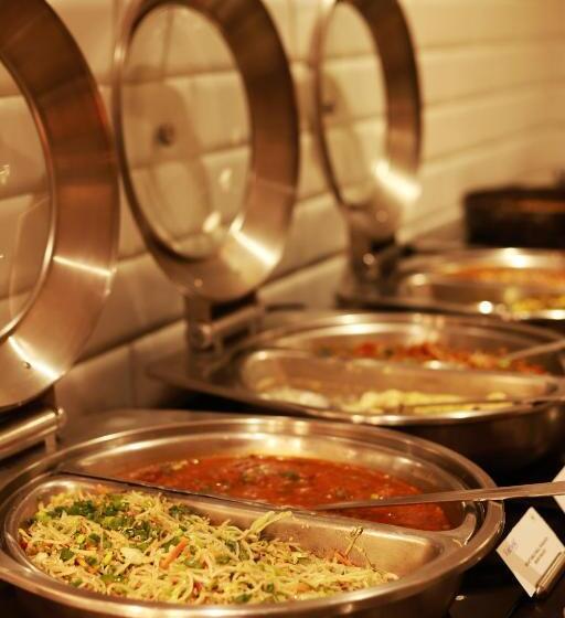 בית מלון כפרי Fairfield By Marriott Pune Kharadi