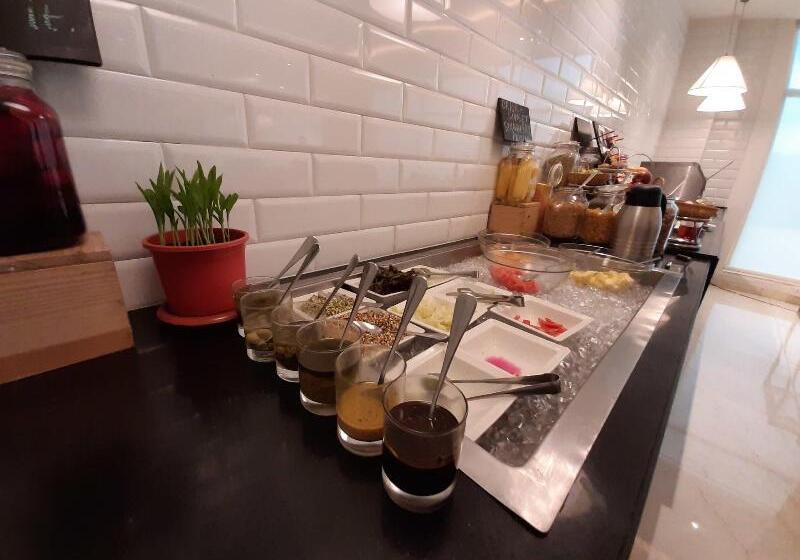 בית מלון כפרי Fairfield By Marriott Pune Kharadi