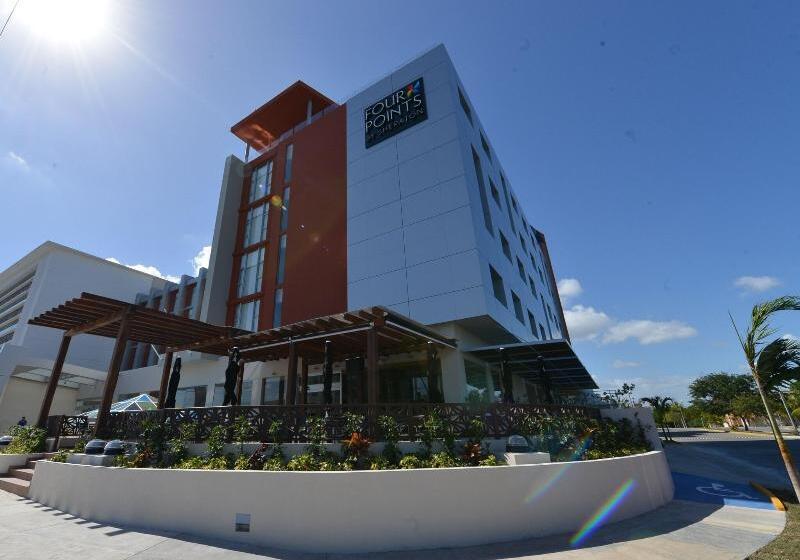 בית מלון כפרי Four Points By Sheraton Cancun Centro