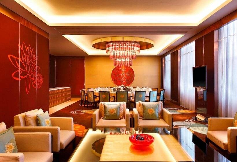 Hotel Four Points By Sheraton Luohe