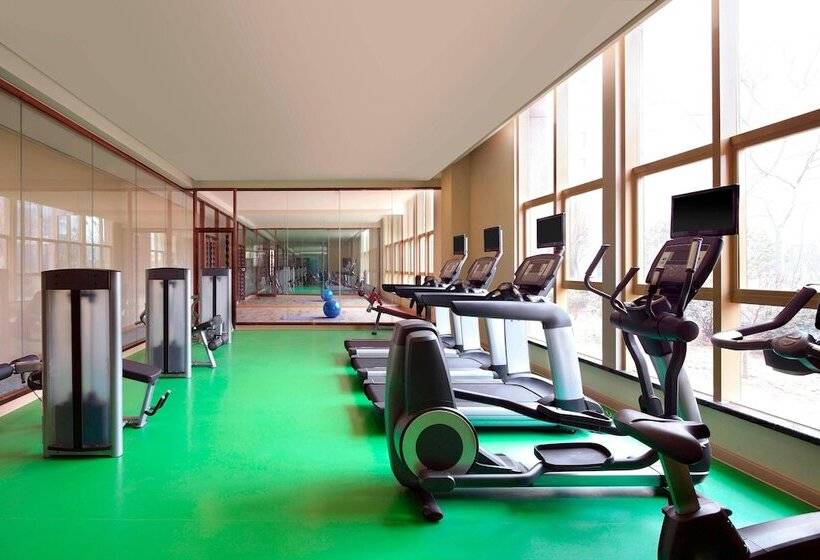 Hotel Four Points By Sheraton Luohe