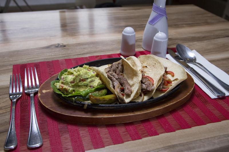 فندق Four Points By Sheraton Queretaro Norte