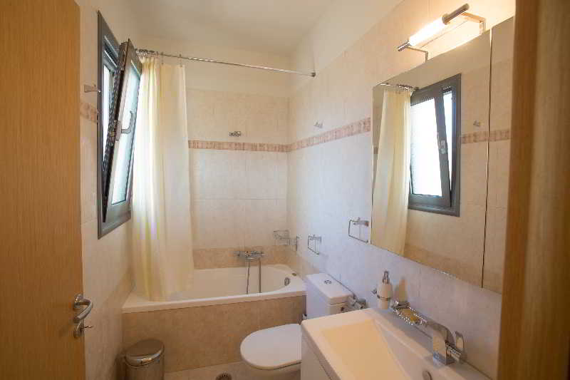 בית מלון כפרי Haraki Village