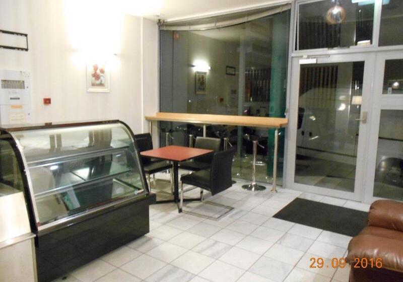 فندق Harringtons 102