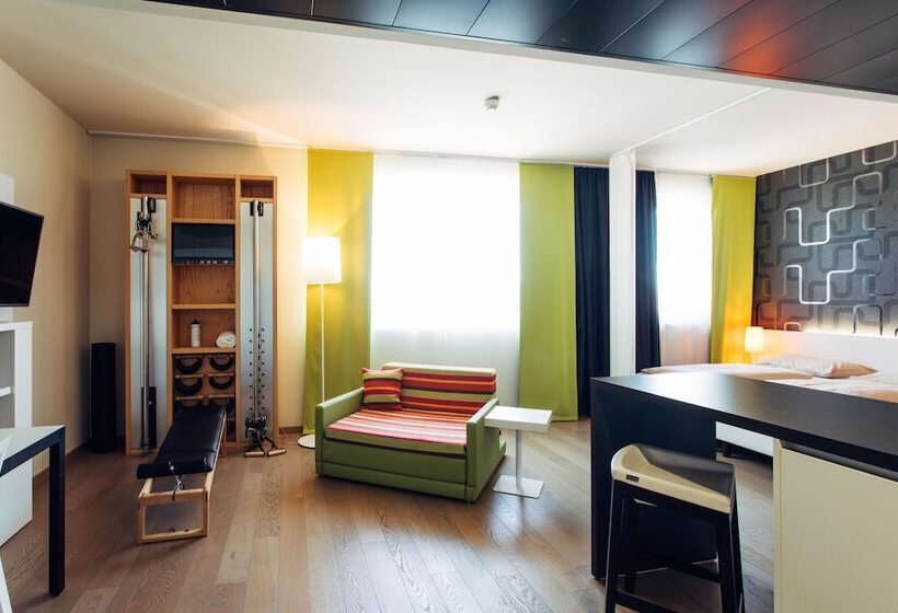 Harry S Home München Hotel & Apartments