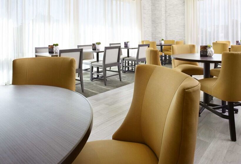 فندق Hyatt Place Miami Airport East