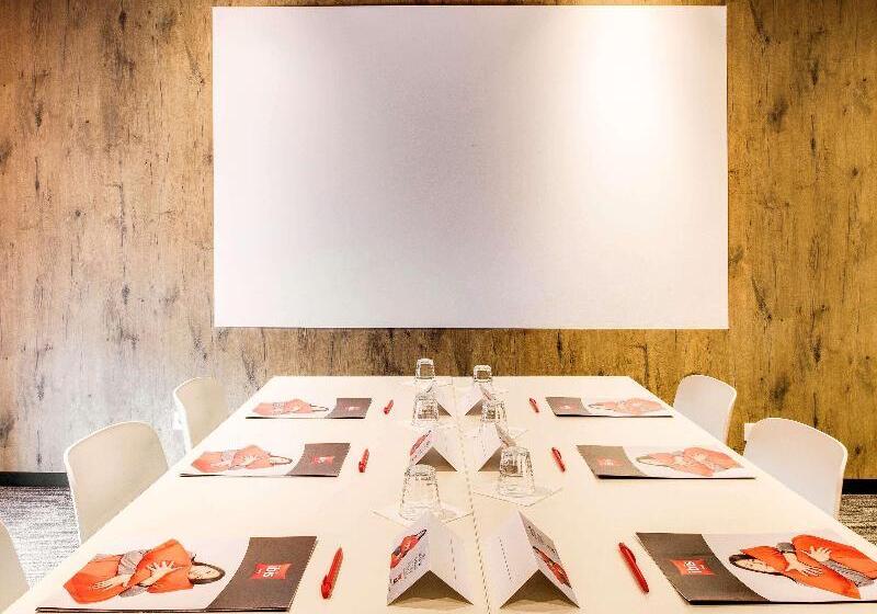 فندق Ibis Montceau Les Mines